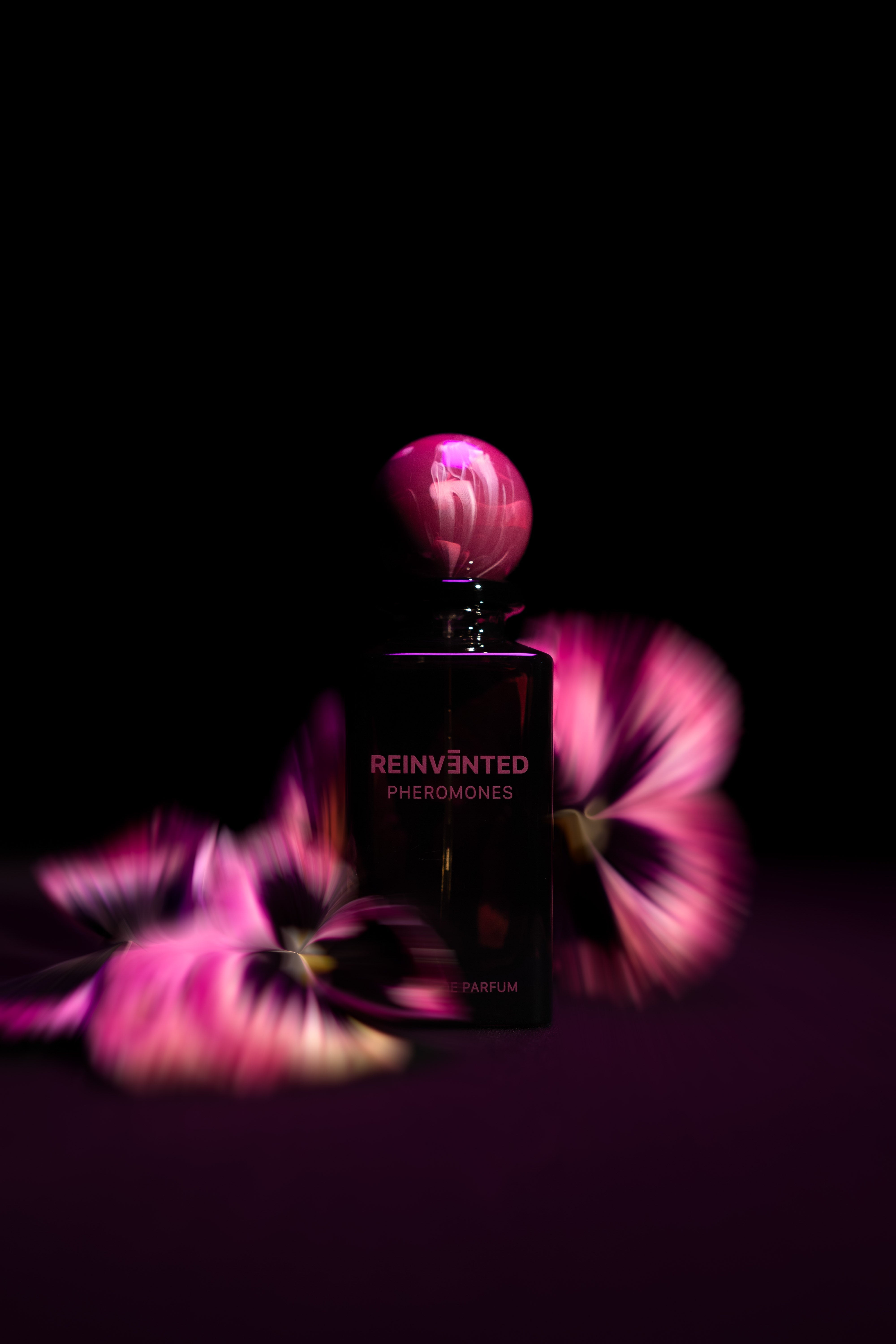 Image of Genderless Perfumery: Beyond Traditional Boundaries